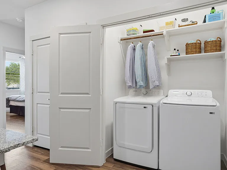 The Breckyn apartments community photo