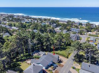 1556/1604 NW 25th St, Lincoln City, OR 97367