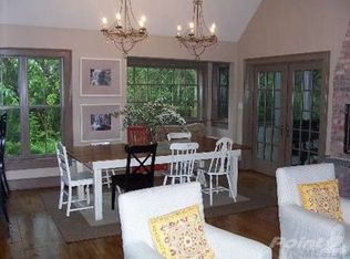 4 W Meadow Rd #W, Setauket, NY 11733