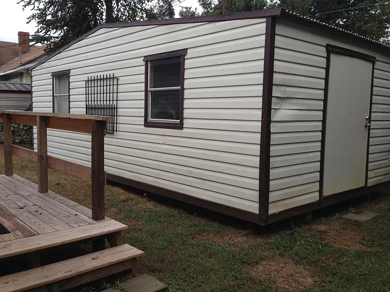 Storage bldg