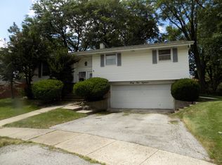 3518 Maple Ln, Hazel Crest, IL 60429