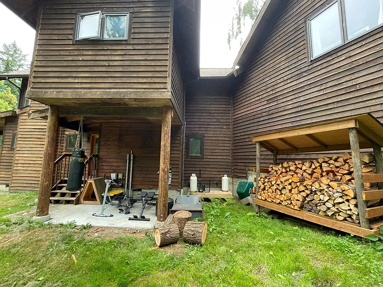 68th Ave SW — Photo 83