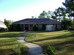 14 Dolphin Pl, Freeport, FL 32439