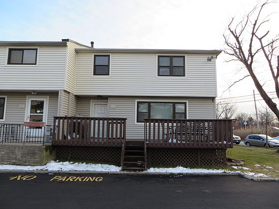2nd image of 441 Willow Road East 1