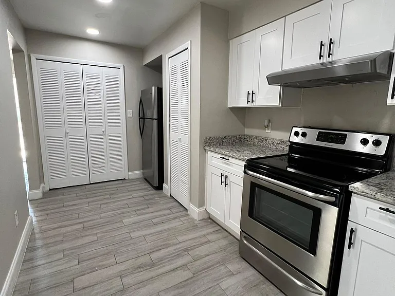 1512 Sophie Blvd — Photo 3