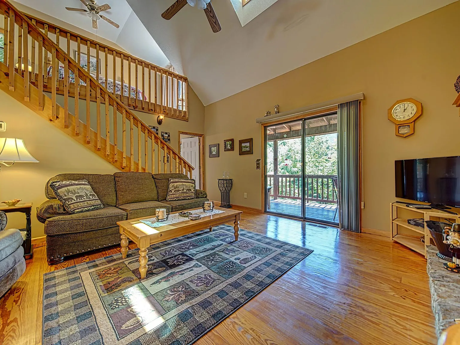 2 bed, 1008 sqft, $2,000 — Photo 4