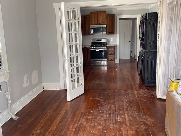 5th image of 3031-33 Bruxelles St