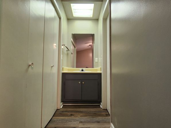 1425 Ascent Trl NW APT C