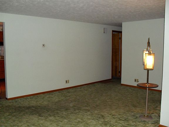 4th image of 5104 Autumn Ln