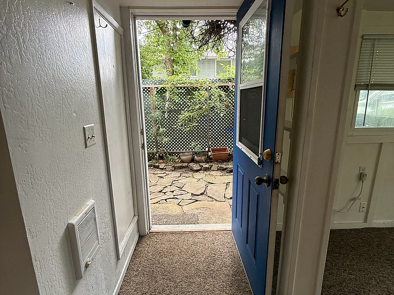 298 W Hersey St #2 — Photo 7
