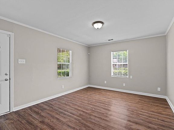 5th image of 3767 Mandalay Dr