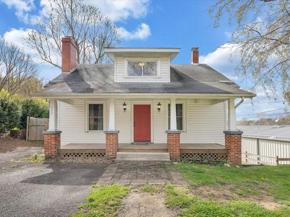 855 E Main St, Christiansburg, VA 24073