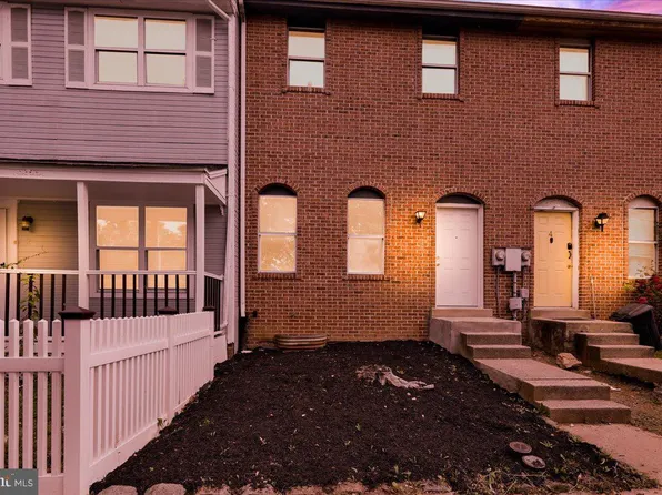 3 Wedgewood Ter, Reading, PA 19601