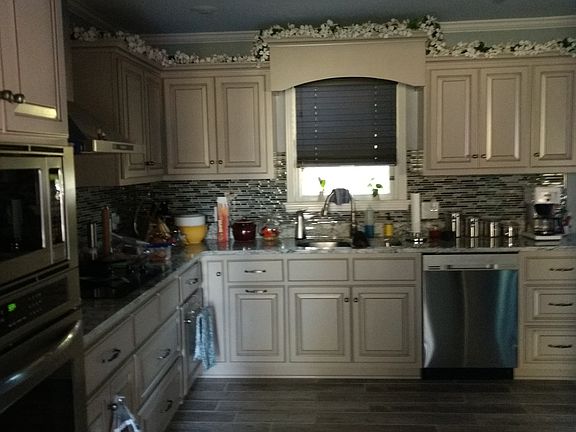 2nd image of 1816 Fairway Dr