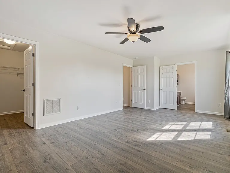 1006 Solomon Ln — Photo 34