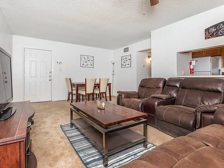 Rock Brook Apartments — Photo 20