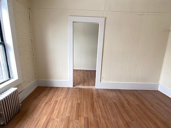 2nd image of 30-90 14th St APT 13