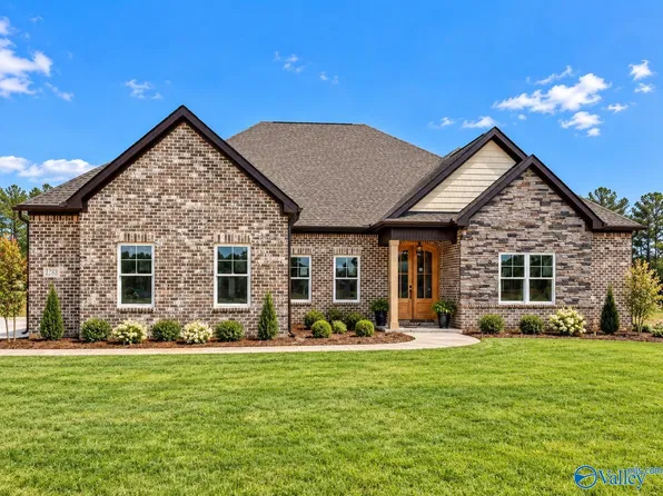 24581 Panther Branch Cir, Athens, AL 35613