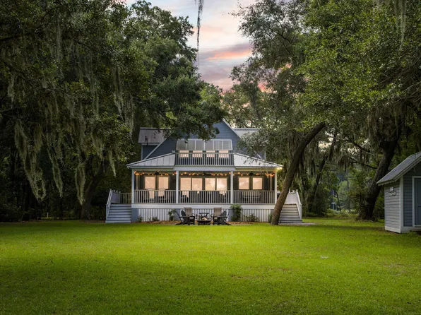 8612 Pope Landing Rd, Edisto Island, SC 29438
