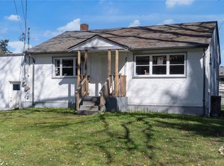 4371 Shelbourne St, Saanich, BC