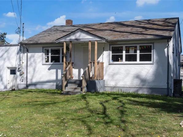 4371 Shelbourne St, Saanich, BC V8N 3G4
