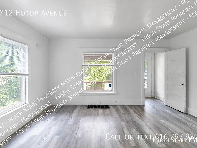 1312 Hotop Ave — Photo 8