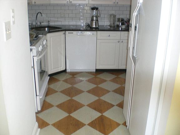 Kitchen (granite countertops & subway tile backsplash)