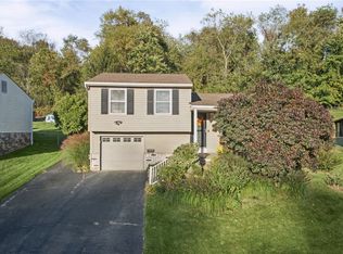 6125 Chatham Dr, Aliquippa, PA 15001
