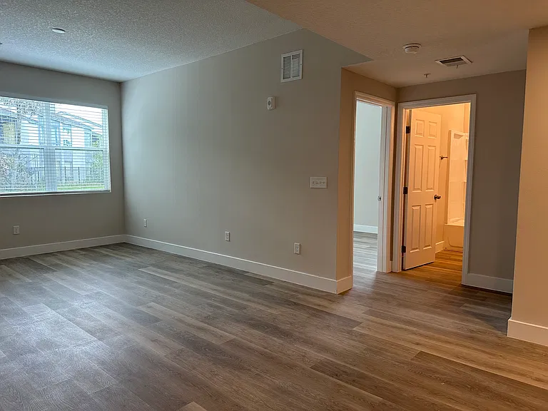 4424 S Texas Ave #1-102 — Photo 8