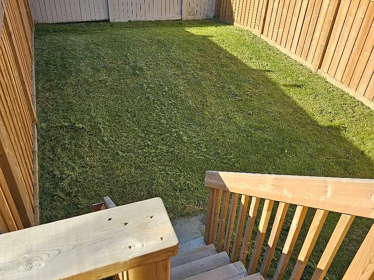 1071 Garner Rd E — Photo 9