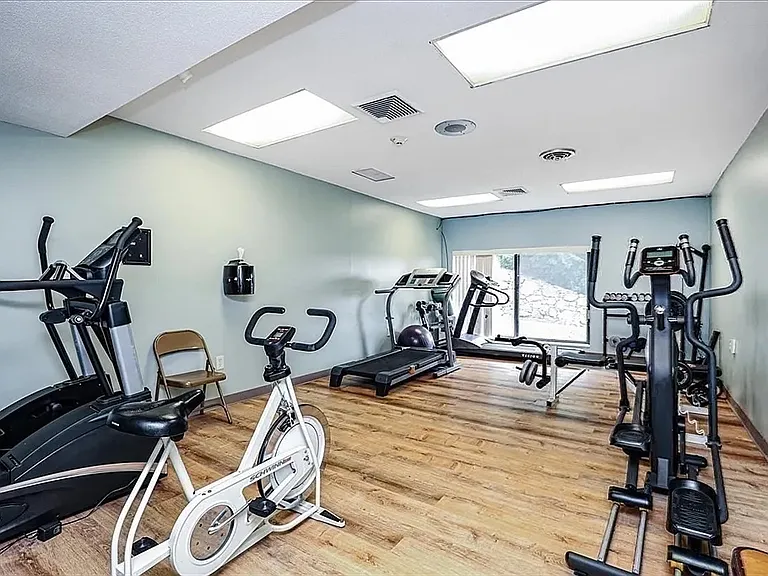 1002 Paradise Rd #1C — Photo 24