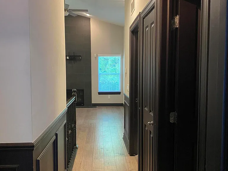 9915 Wayne Rd — Photo 19