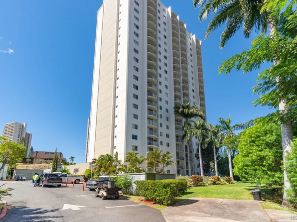 98-1038 Moanalua Rd APT 2201, Aiea, HI 96701