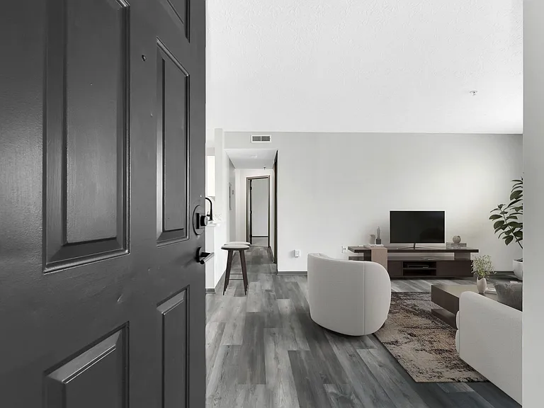 Parkview Apartments — Photo 2