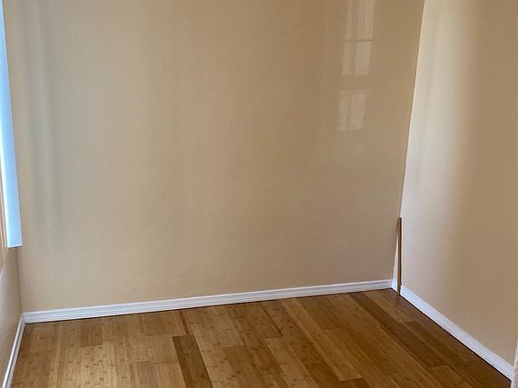 5th image of 109 W Fredricks St #1/2