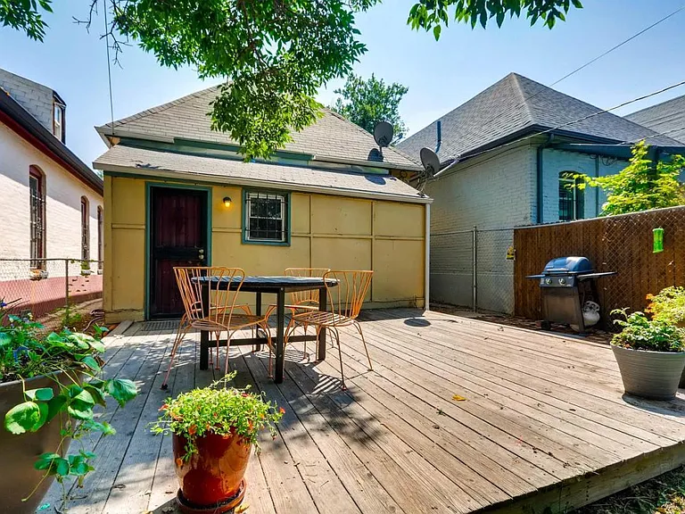 3537 N Franklin St — Photo 24