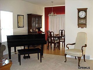 3rd image of 5058 N 154th St