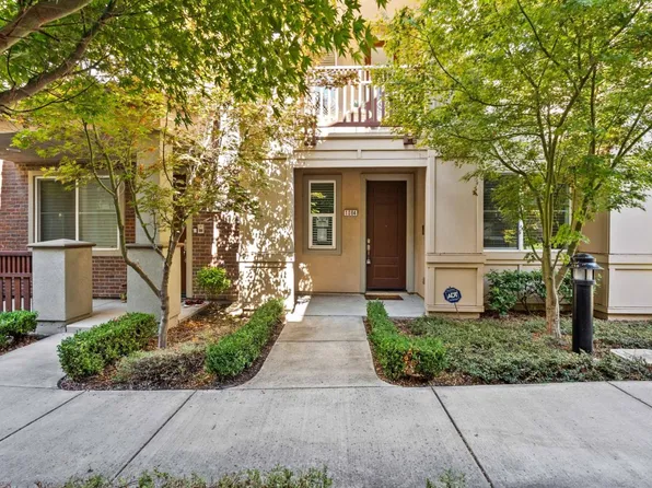 1084 Doheny Ter, Sunnyvale, CA 94085