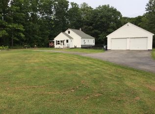 1004 Ridge Rd, Glenville, NY 12302