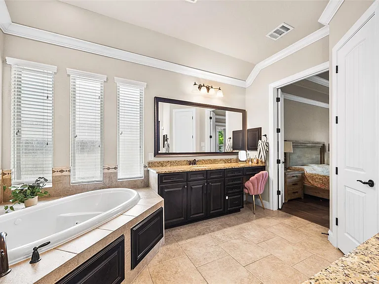 9614 Blackberry Terrace Dr — Photo 27