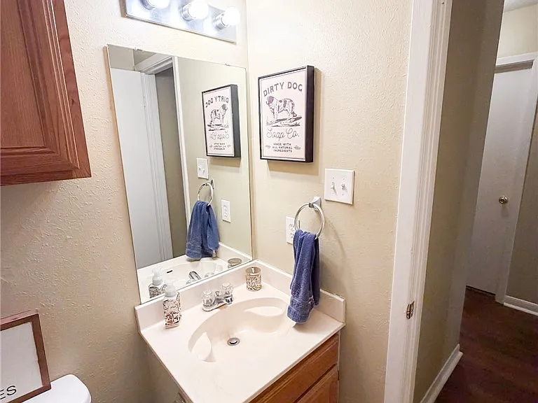 1005 Autumn Cir #B — Photo 9