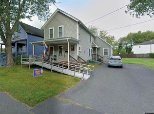 58 Bradford St, Northampton, MA 01060