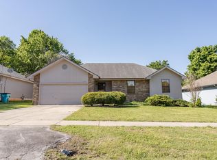 2942 E Chattanooga St, Springfield, MO 65804