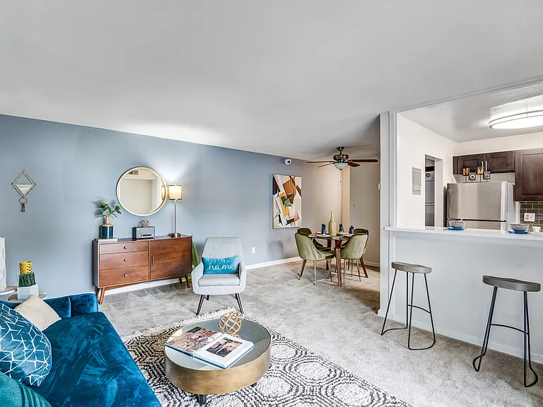 Lynbrook at Mark Center Apartment Homes — Photo 6
