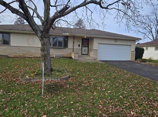 865 Salisbury Rd, Columbus, OH 43204