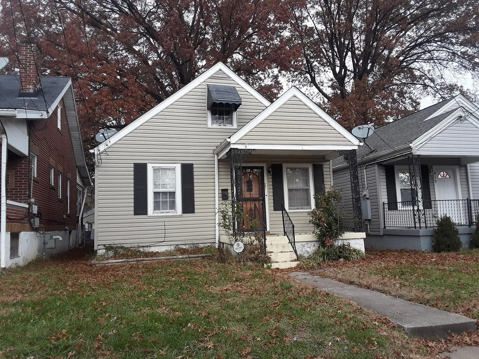 3 bed, 1248 sqft, $1,200 — Photo 1