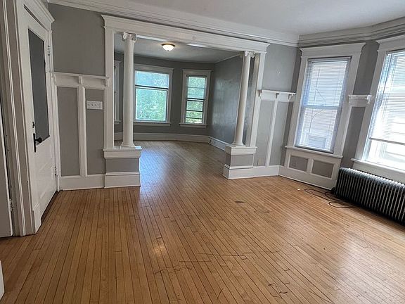 2nd image of 3107 N Bartlett Ave
