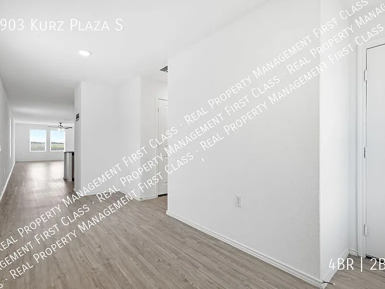 3903 Kurz Plz — Photo 5