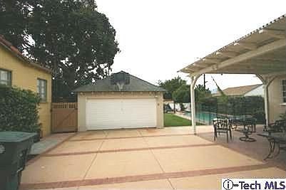 1st image of 1108 Olmsted Dr