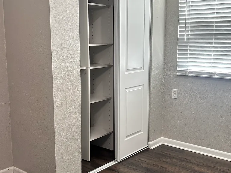1150 Luke Ave — Photo 15